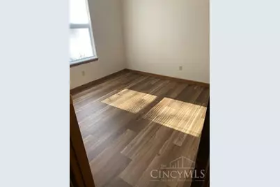 8419 Carrol Avenue, Cincinnati, OH 45231 - Photo 10