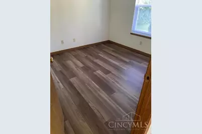 8419 Carrol Avenue, Cincinnati, OH 45231 - Photo 8