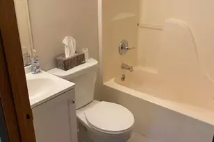 8419 Carrol Ave, Cincinnati, OH 45231 - Photo 14