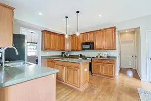 6058 Windy Hollow Ct, Miami Township, OH 45140 - Photo 8
