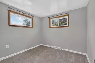 7969 Sycamore St, Hamilton Township, OH 45039 - Photo 16