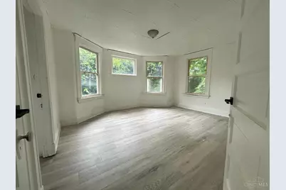 3719 Laclede Ave, Cincinnati, OH 45205 - Photo 18