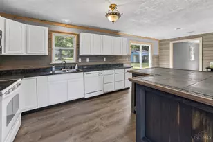 16103 Moon Rd, Green Twp, OH 45154 - Photo 18