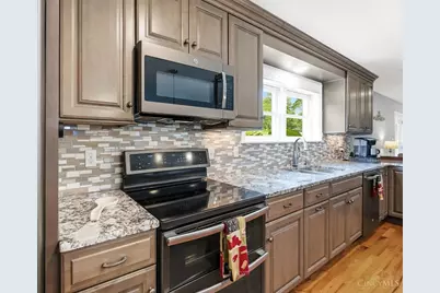 680 Silverhedge Drive, Springfield Township, OH 45231 - Photo 18