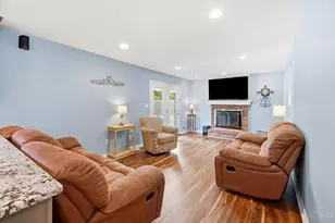 680 Silverhedge Dr, Springfield Township, OH 45231 - Photo 22