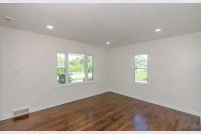 113 Gideon Road, Middletown, OH 45044 - Photo 4
