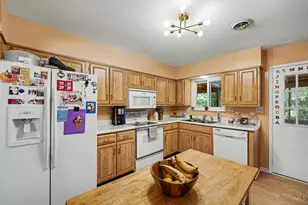 6417 Mapleton Ave, Delhi Township, OH 45233 - Photo 12