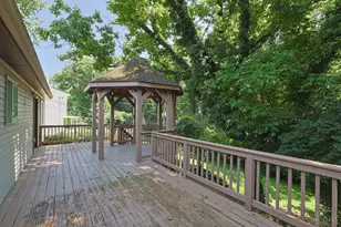 7807 Heatherglen Dr, Anderson Township, OH 45255 - Photo 24