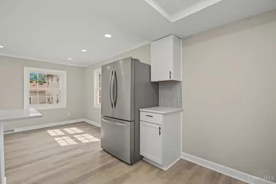 1660 Sunset Drive, Hamilton, OH 45013 - Photo 10