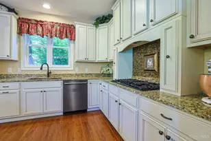 8232 Ascot Glen Ct, Liberty Township, OH 45044 - Photo 16