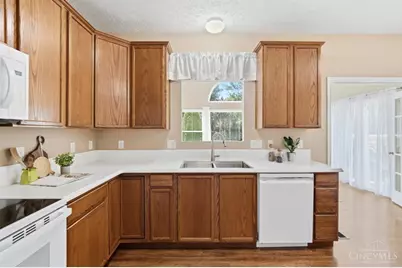 6192 Silver Wood Drive, Hamilton Township, OH 45152 - Photo 20