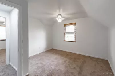 6330 Elbrook Avenue, Golf Manor, OH 45237 - Photo 14