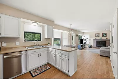 7857 Glen Oaks Court, West Chester, OH 45069 - Photo 12