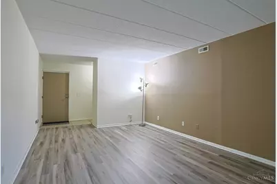 458 Grand Avenue #1, Cincinnati, OH 45205 - Photo 8