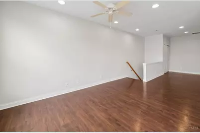 2924 Eden Avenue #I2924, Cincinnati, OH 45219 - Photo 8