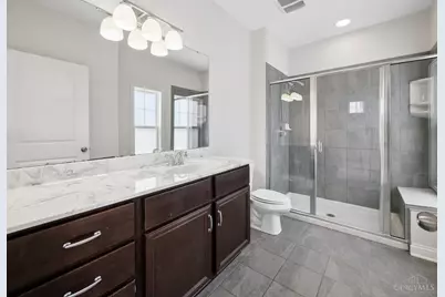 2924 Eden Avenue #I2924, Cincinnati, OH 45219 - Photo 12