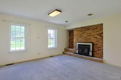 8285 Taffy Drive, West Chester, OH 45069 - Photo 28