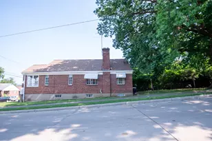 6402 Stover Ave, Golf Manor, OH 45237 - Photo 2