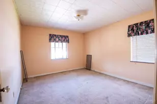 6402 Stover Ave, Golf Manor, OH 45237 - Photo 8