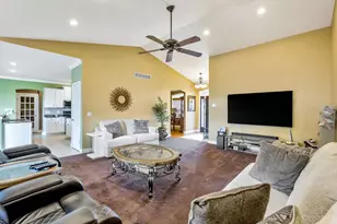 591 Hermay Dr, Hamilton, OH 45013 - Photo 12