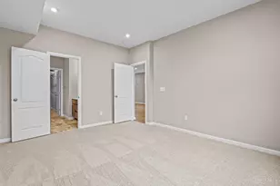 2076 Barleybrook St, Batavia Township, OH 45103 - Photo 8