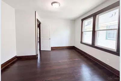 4804 Greenlee Avenue, Saint Bernard, OH 45217 - Photo 4