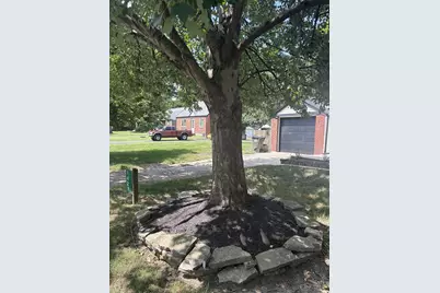 1427 N Park Avenue, Wyoming, OH 45215 - Photo 4