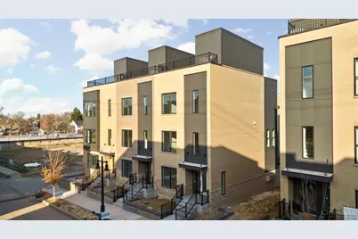 3006 Woodburn Avenue, Cincinnati, OH 45206 - Photo 2