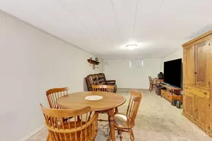 8000 Queens Ave, Sycamore Township, OH 45236 - Photo 16