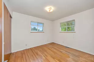 8036 Laray Dr, West Chester, OH 45069 - Photo 20