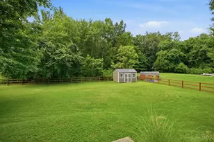 3355 Bauerwoods Dr, Colerain Township, OH 45251 - Photo 16