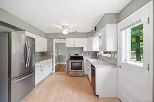 3355 Bauerwoods Dr, Colerain Township, OH 45251 - Photo 8