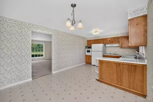 777 Greenwood Ln, Union Township, OH 45245 - Photo 12