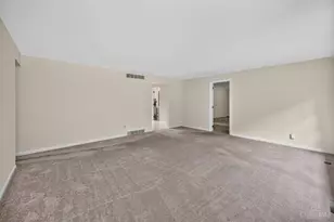 777 Greenwood Ln, Union Township, OH 45245 - Photo 8