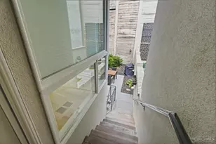 430 Oregon St, Cincinnati, OH 45202 - Photo 34