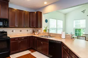 5295 Venetian Way, Hamilton Township, OH 45152 - Photo 16