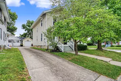 318 S Broadway Street, Lebanon, OH 45036 - Photo 2