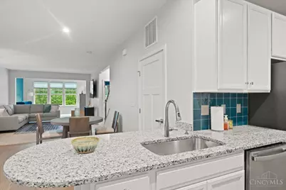 7908 Pinnacle Point Drive, West Chester, OH 45069 - Photo 6