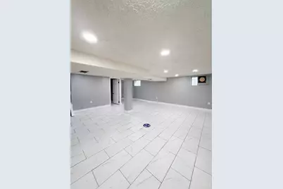 1807 Waltham Avenue, Cincinnati, OH 45239 - Photo 12