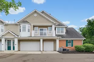 7585 Mansion Cir, Deerfield Township, OH 45040 - Photo 2