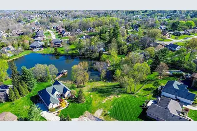 6278 Gardenlake Court, Delhi Township, OH 45233 - Photo 2