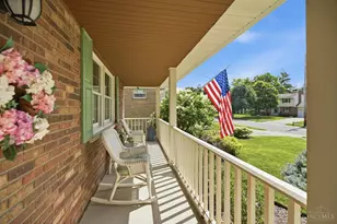 3294 Wheatcroft Dr, Green Township, OH 45239 - Photo 2