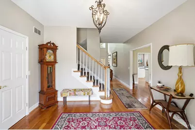 795 Windings Lane, Cincinnati, OH 45220 - Photo 6