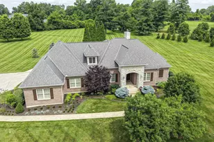 8180 Keller Rd, Indian Hill, OH 45243 - Photo 4