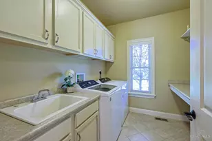 8180 Keller Rd, Indian Hill, OH 45243 - Photo 50