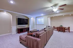 8180 Keller Rd, Indian Hill, OH 45243 - Photo 36