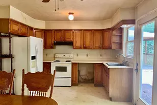 331 Dortmund Dr, Perry Township, OH 45118 - Photo 4