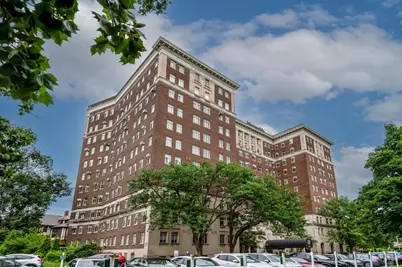 3900 Rose Hill Avenue #805A, Cincinnati, OH 45229 - Photo 2
