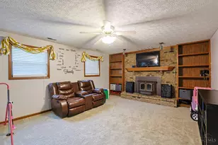 3863 Schroeder Dr, Fairfield Township, OH 45011 - Photo 6