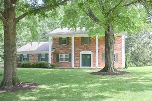 8152 Traverse Ct, Cincinnati, OH 45242 - Photo 1